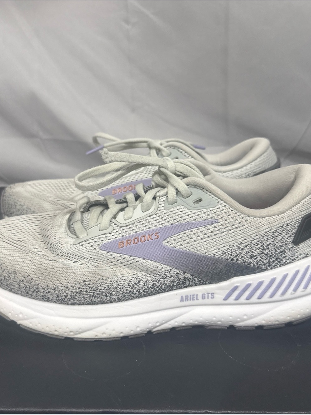 Brooks Ariel GTS 24 120414-1B-080 Sneakers Women's 8 Gray Running Shoes